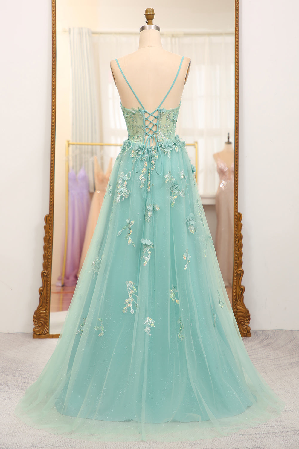 Luolandi Green A-Line Spaghetti Straps Long Sparkly Prom Dress With Appliques And Slit