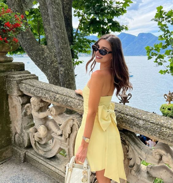 Luolandi Sweetheart Strapless Short Prom Dress Charming Homecoming Dress Cute Graduation Dress Simple Birthday Party Dress With Bow