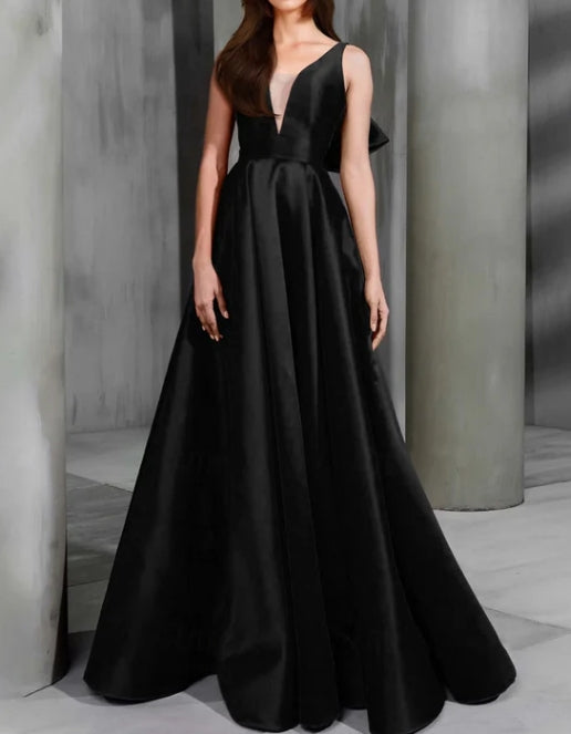 Luolandi A-Line Evening Gown Christmas Dress Sleeveless V Neck Satin with Bow(s) Sexy Evening Dress