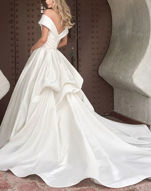 Luolandi Off-The-Shoulder Vintage Satin Wedding Dresses With Ruffle/Pockets Solid Color Elegant