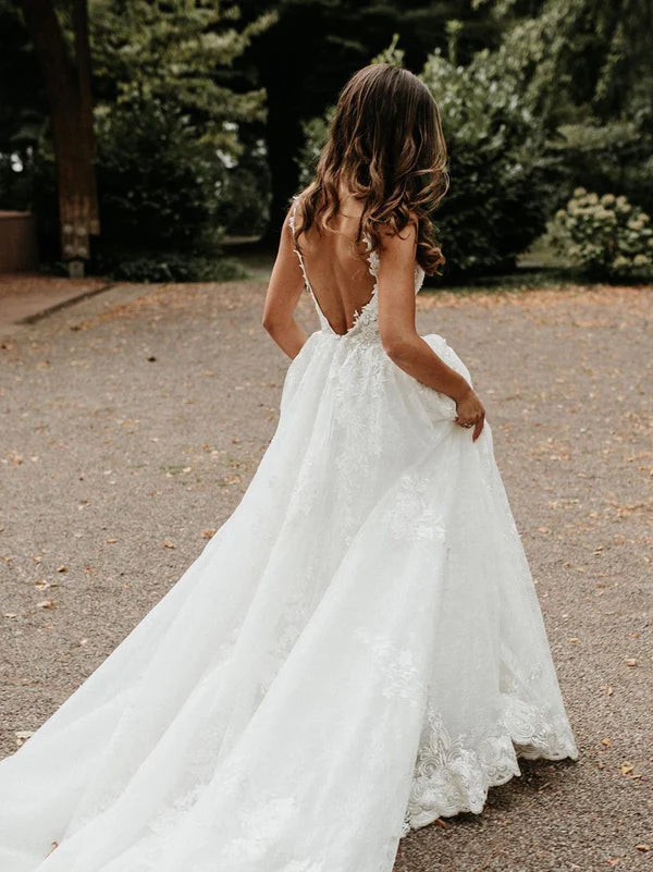 Luolandi Elegant Tulle A-line Backless Wedding Dresses Chapel Train Bridal Gowns Beautiful