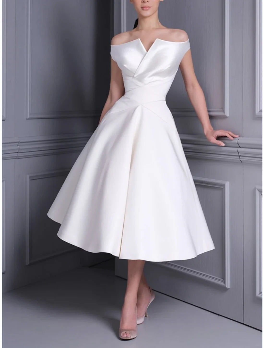 Luolandi Bridal Shower Simple Wedding Dresses Mature Wedding Dresses Sheath / Column V Neck Sleeveless Knee Length Chiffon Bridal Gowns With Ruched