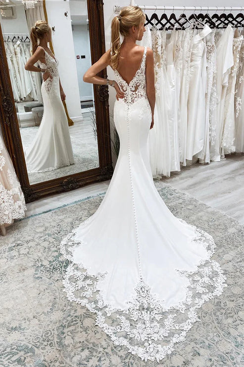 Luolandi Mermaid Deep V-Neck Long Wedding Dress with Lace Appliques Beautiful