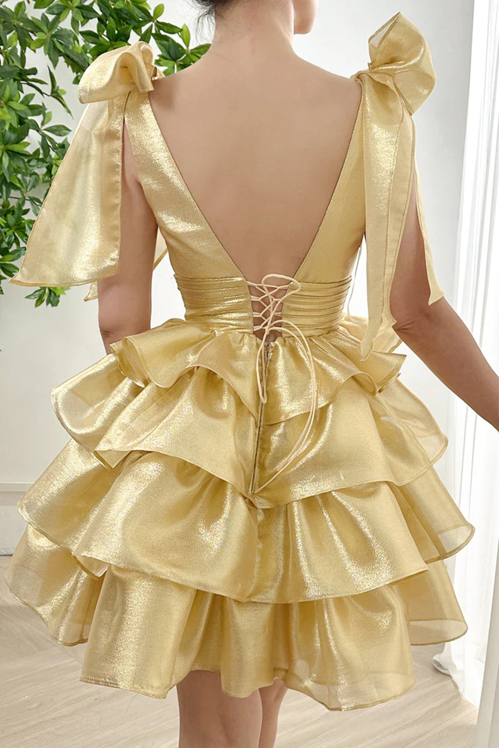 Luolandi A Line Golden V-Neck Tiered Homecoming Dress Sexy Party Dress Graduation Dress