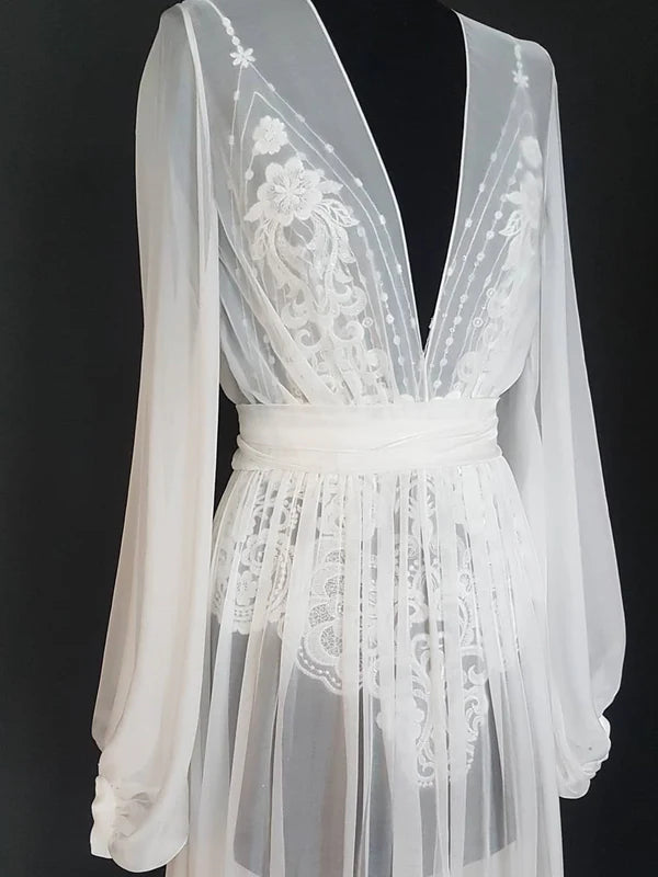 Luolandi Amazing Illusion Chiffon V-Neck Long Sleeves A-line Wedding Dresses Lace Bridal Gowns Sexy