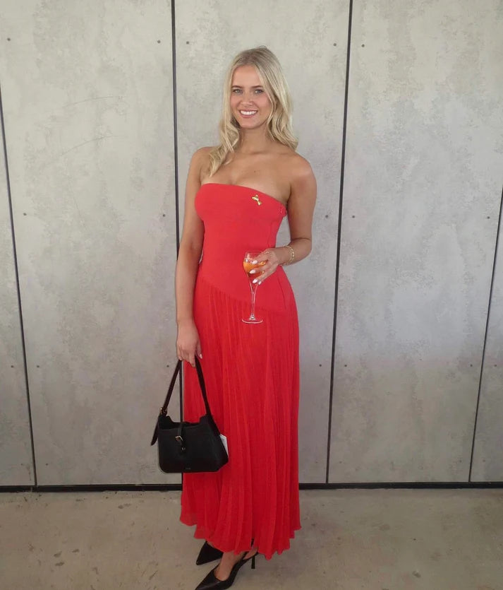 Luolandi Red Strapless A-Line Pleated Simple Long Party Dress Off Shoulder Evening Dress