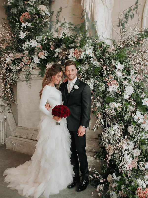 Luolandi Wonderful Wedding Dresses Long Sleeves Tasseled Gowns Floor Length Elegant Bridal Gown