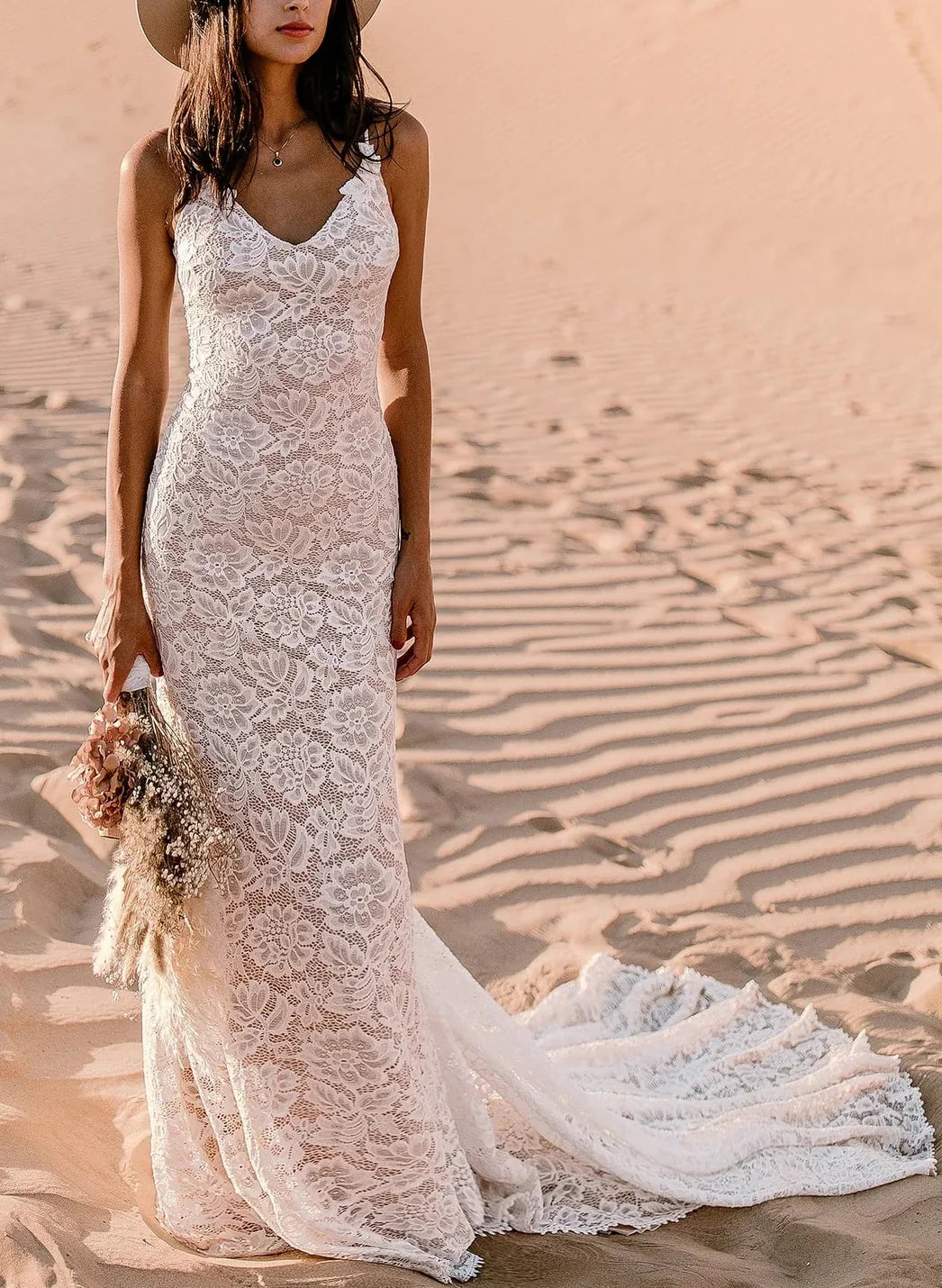 Luolandi Boho Lace Open Back Mermaid Wedding Dresses With Court Train Sleeveless Floor Length Elegant