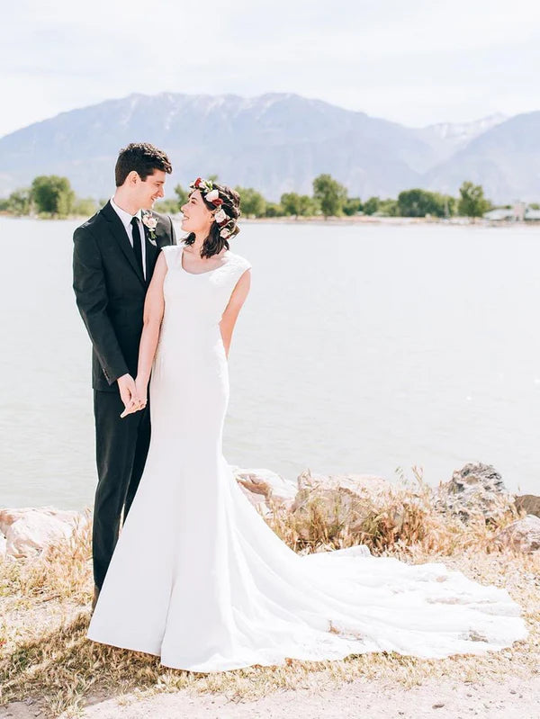 Luolandi Romantic Lace Mermaid Sleeveless Chapel Train Wedding Dresses Elegant Bridal Gown