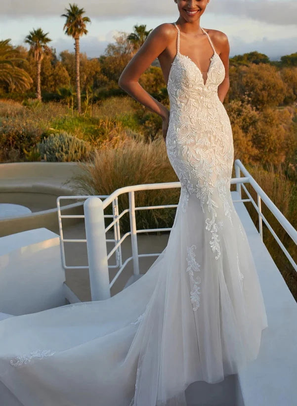 Luolandi Mermaid Wedding Dresses With Lace And Back Hole V-neck Floor Length Elegant