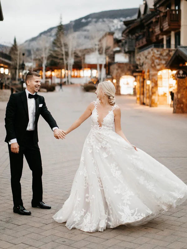 Luolandi Fabulous Tulle Appliqued Backless A-line Wedding Dresses With Sweep Train Sexy