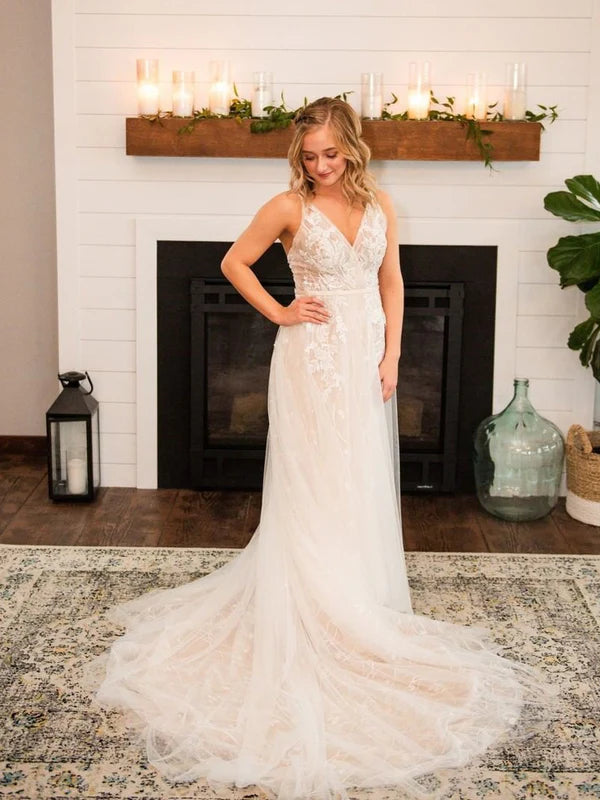 Luolandi Elegant Tulle Spaghetti Straps Neckline Backless A-line Wedding Dresses With Appliques Beautiful