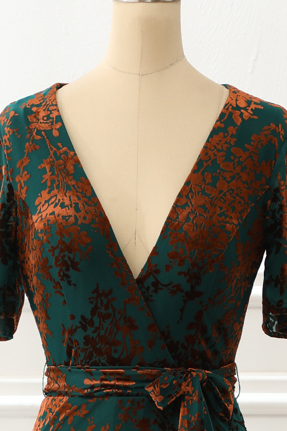 Luolandi Burnout Velvet Prom Dress Short Sleeve Floor Length Mother of the Bride Dress