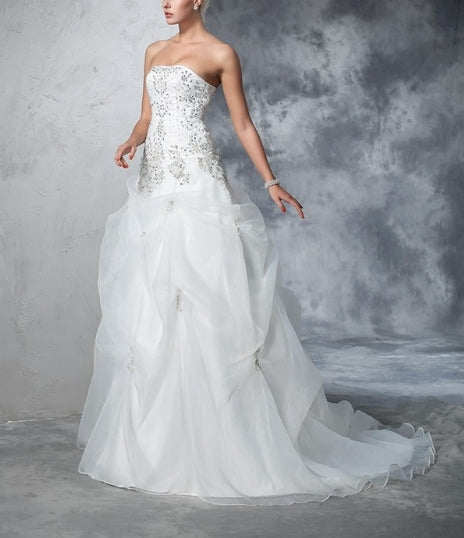 Luolandi Ball Gown Strapless Beading Sleeveless Long Wedding Dresses Elegant Bridal Gown