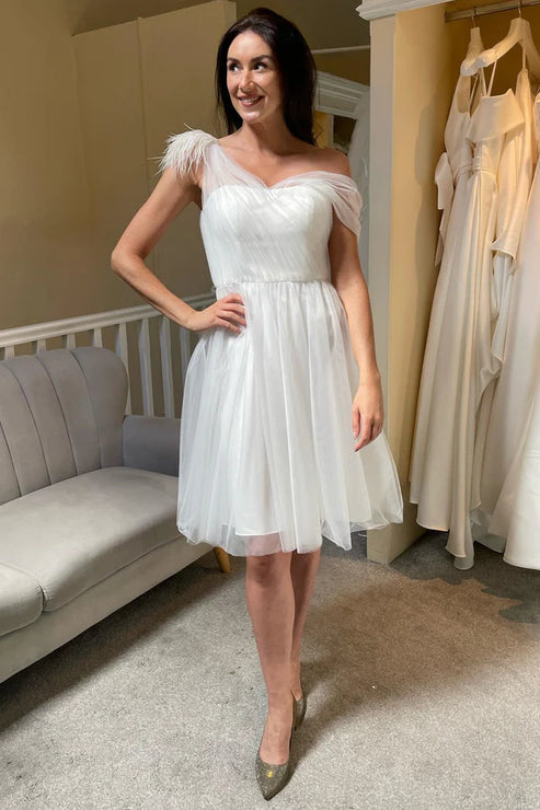 Luolandi Asymmetrical Tulle A-Line Knee-Length Wedding Dress Beautiful