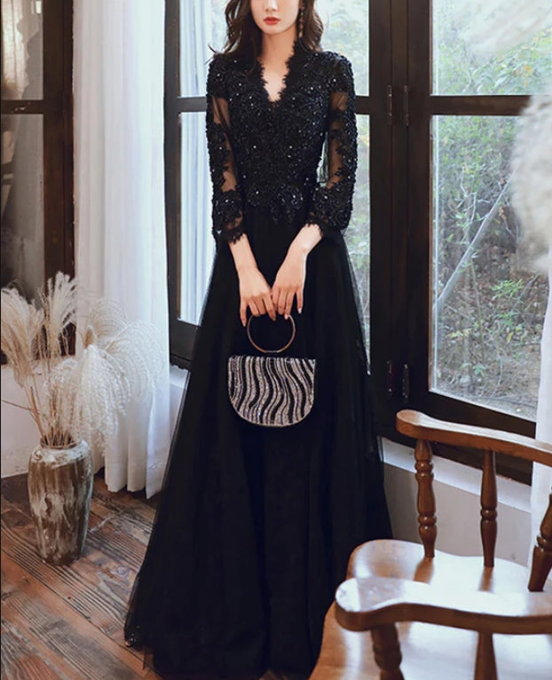 Luolandi Black Long Sleeves V-neckline Tulle with Lace Party Dress Evening Party Dress Elegant Evening Dress