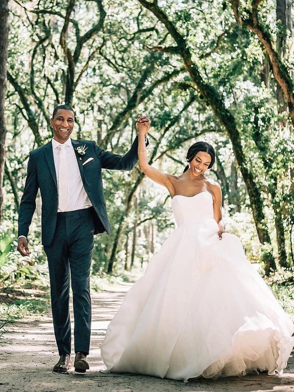 Luolandi Marvelous Taffeta Ball Gown Wedding Dresses Sweetheart Bridal Gowns Off Shoulder Floor Length Elegant