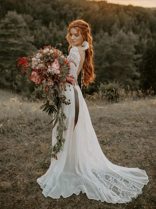 Luolandi Fabulous Backless Lace Illusion Longsleeves Wedding Dresses A-Line Bridal Gown Excluding the decorative chain on the back