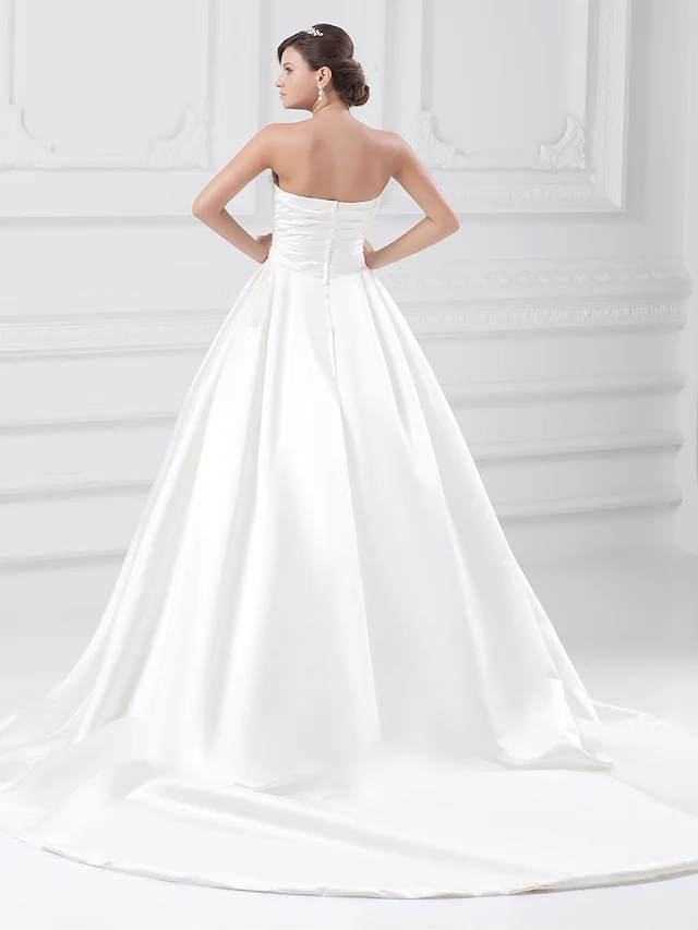 Luolandi Ball Gown Wedding Dresses Strapless Court Train Satin Strapless Plus Size with Ruched
