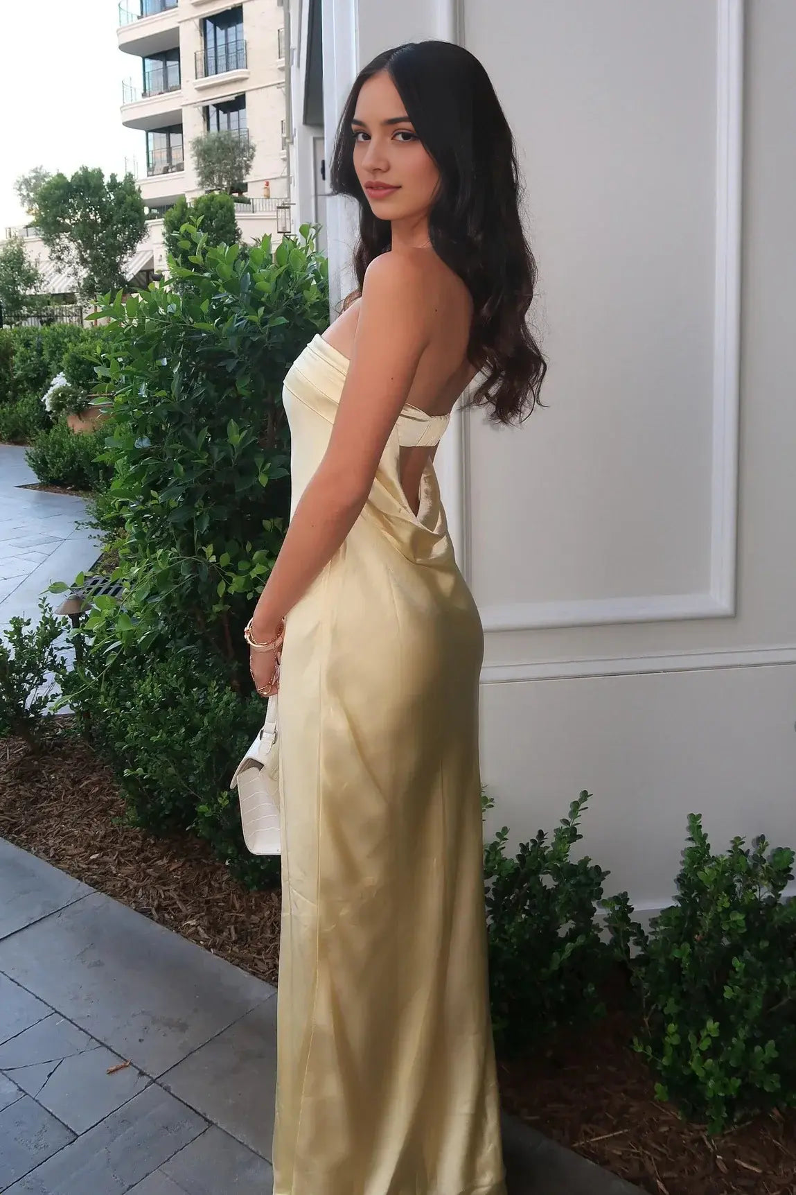 Luolandi Fashion Strapless Sleeveles Open Back Satin Graduation Dress Simple Long Party Prom Dress