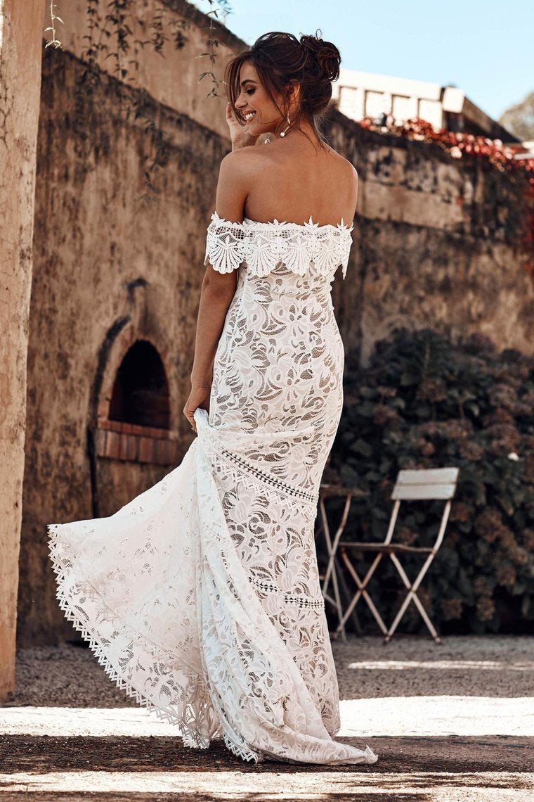 Luolandi Elegant Off Shoulder Ivory Mermaid Lace Beach Wedding Dresses Sexy