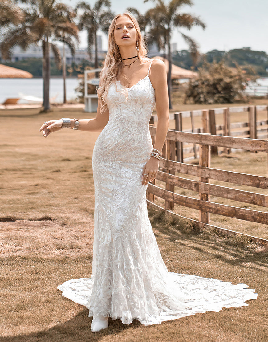 Luolandi Charming Mermaid Spaghetti Straps Lace Ivory Wedding Dress with Sweep Train Sexy