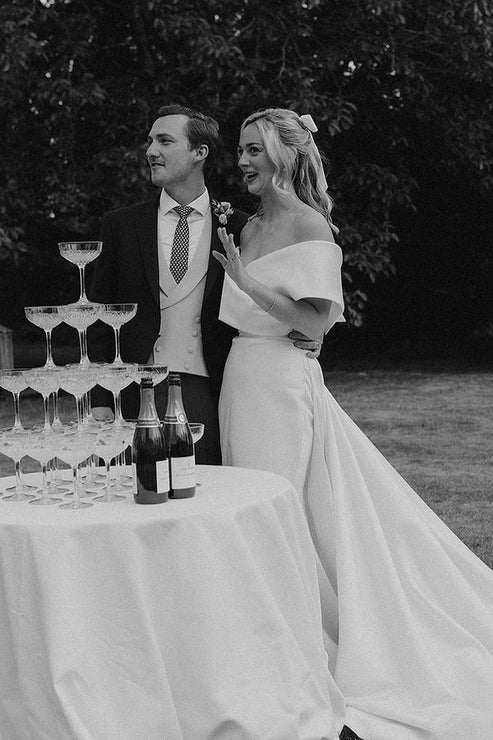 Luolandi Simple Mermaid Off the Shoulder Satin Wedding Dresses Long Sexy