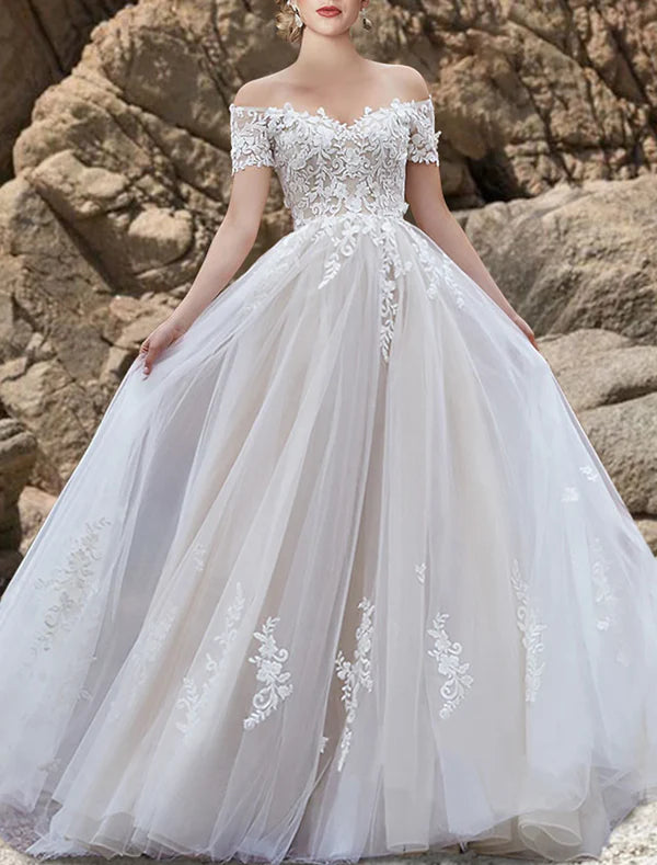 Luolandi Engagement Gothic Wedding Dresses in Color Formal Wedding Dresses A-Line Off Shoulder Short Sleeve Sweep / Brush Train Lace Bridal Gowns With Appliques