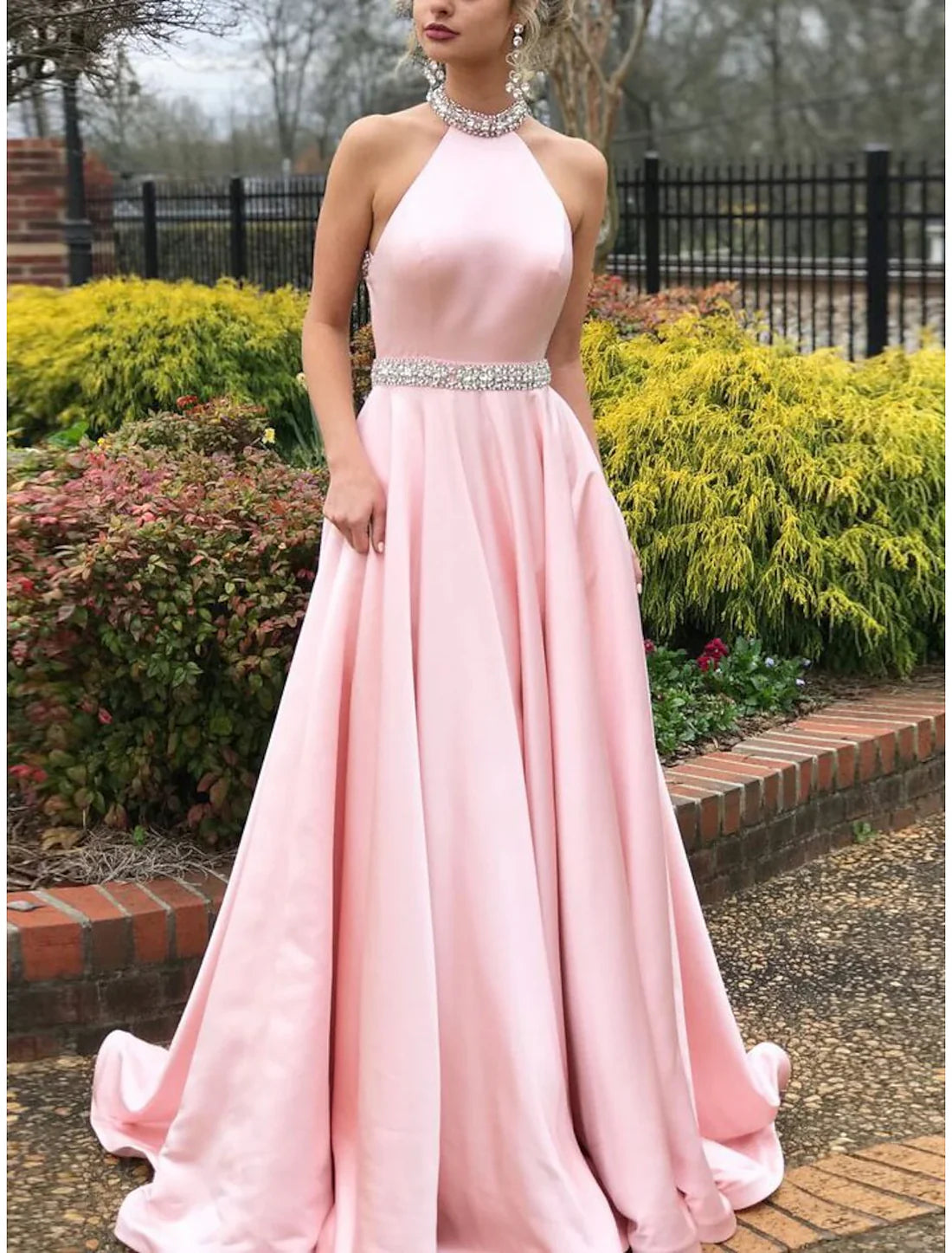 Luolandi A-Line Prom Dresses Beautiful Back Dress Wedding Guest Engagement Sweep / Brush Train Sleeveless Halter Neck Satin with Beading Evening Dress