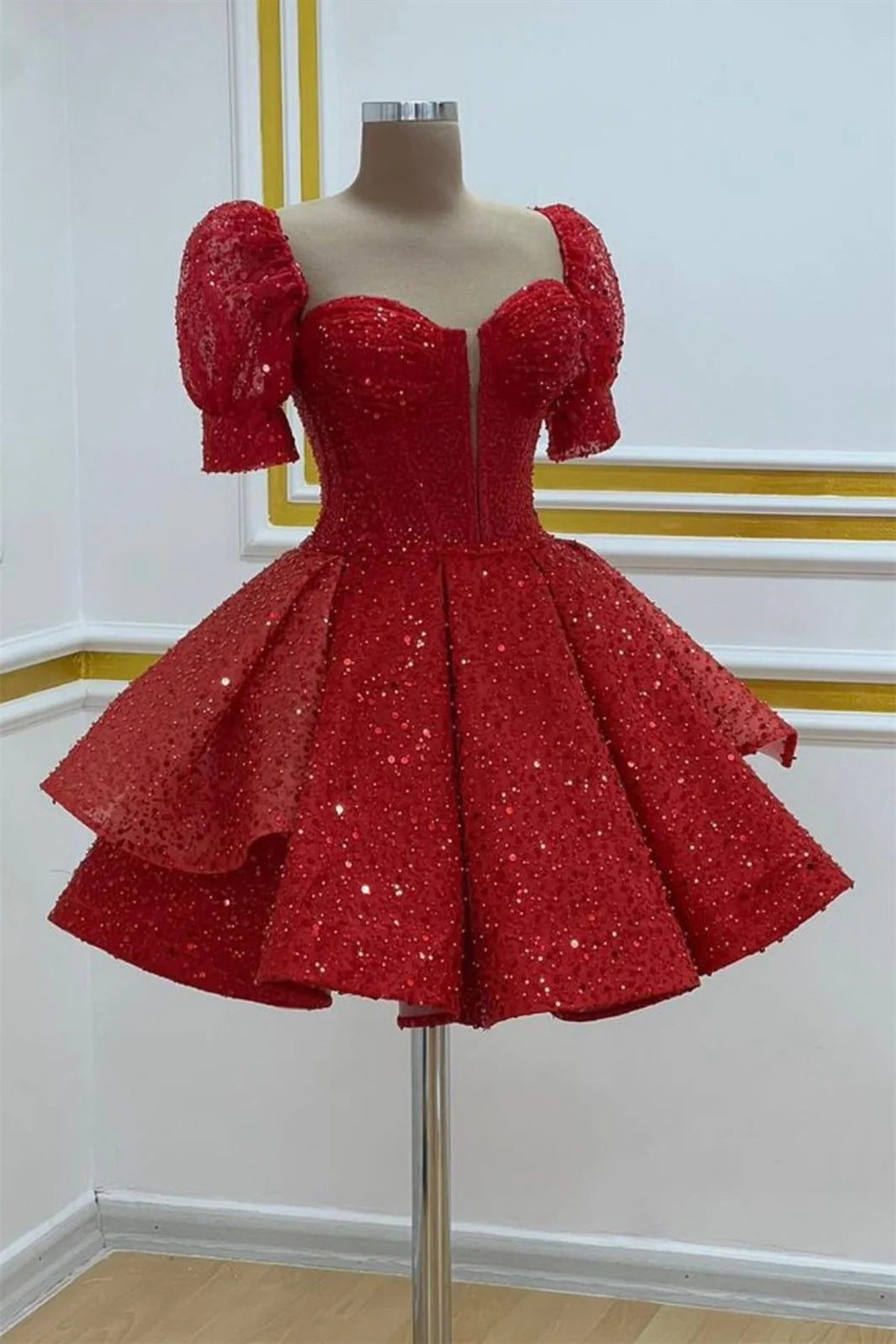 Luolandi Sweetheart A Line Short Sleeves Homecoming Dress Lovely Graduation Dress Sparkly Birthday Party Dress