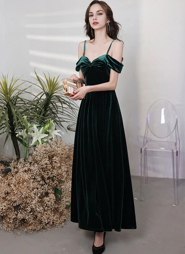 Luolandi A-Line Velvet Simple Sweetheart Off Shoulder Party Dress Velvet Prom Dress Wedding Guest Party Dresses Evening Dress