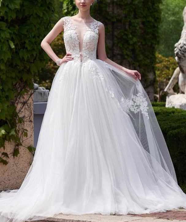 Luolandi A-line Scoop-Neck Chapel Train Tulle Lace Wedding Dresses Floor Length Charming
