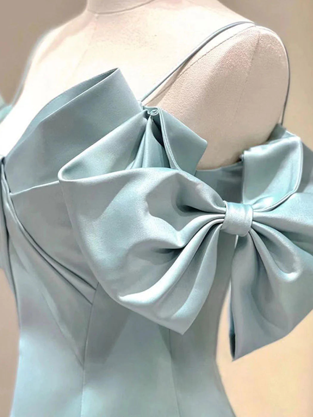 Luolandi Blue A-Line Satin Long Prom Dresses Long Formal Dresses Elegant Evening Dress december wedding guest dress