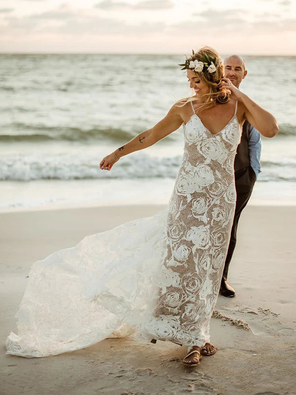 Luolandi A-Line Lace Backless V-Neck Spaghetti Straps Wedding Dress Charming