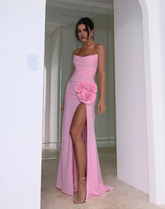 Luolandi Elegant Pink Long Prom Dress Strapless High Slit Formal Occasion Dress With Flower Charming Evening Party Dress