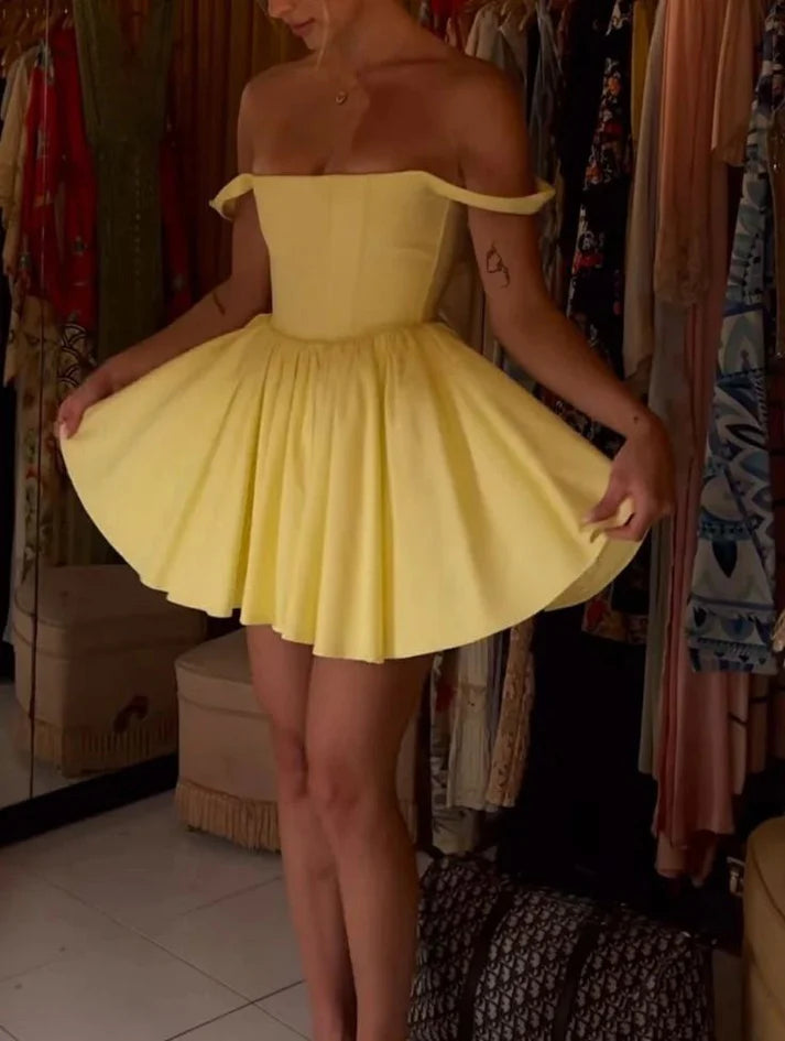 Luolandi Sweetheart Yellow A Line Short Prom Dress Simple Homecoming Dress Lovely Graduation Dress Cute Birthday Party Dress