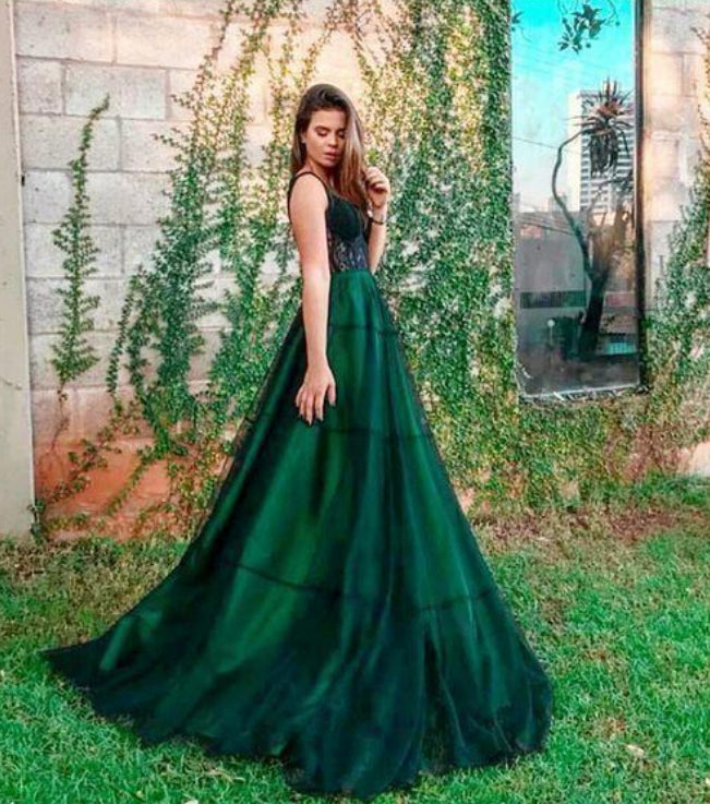 Luolandi Stylish A Line Green Tulle Sleeveless Long Prom Dress Charming Evening Party Dress