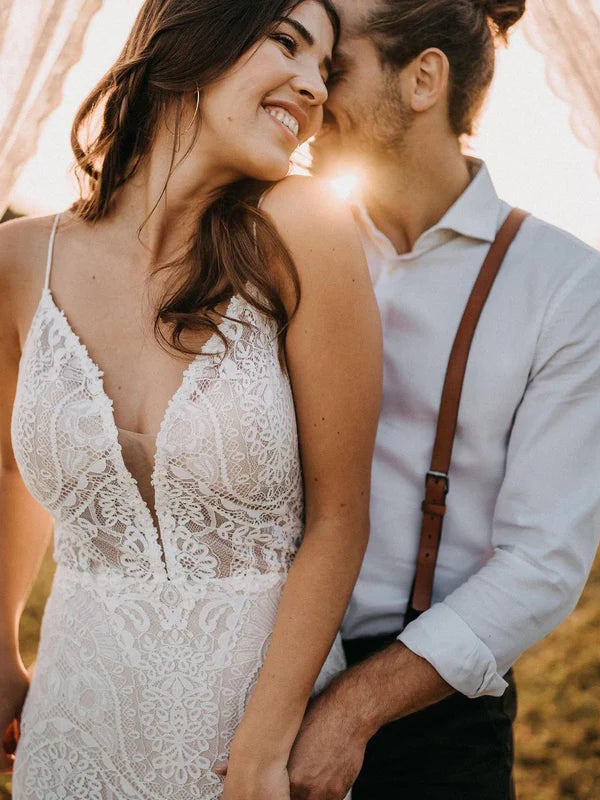 Luolandi Beautiful Slit V-Neck Lace Spaghetti Straps Sheath Wedding Dress Sexy Bridal Gown