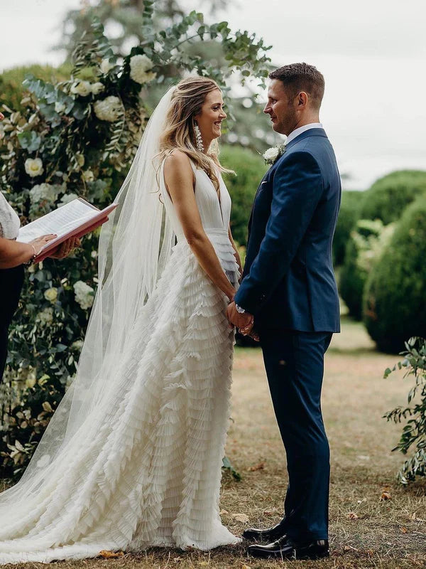 Luolandi Elegant V-Neck Sleeveless Backless Tiered Tulle Wedding Dresses Tasseled Gowns Sexy