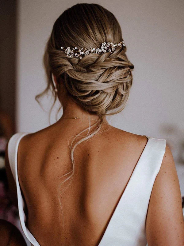 Luolandi Exquisite Bateau Tulle Wedding Dresses Backless A-line Gowns Simple Floor Length With Bow