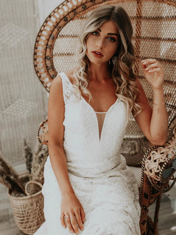 Luolandi Lace A-line Backless Chapel Train Wedding Dresses Sleeveless Bridal Gowns Elegant