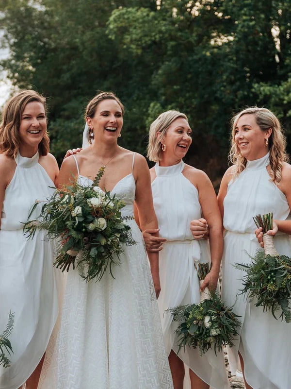 Luolandi Simple A-line Spaghetti Straps V-Neck Floor Length Wedding Dresses