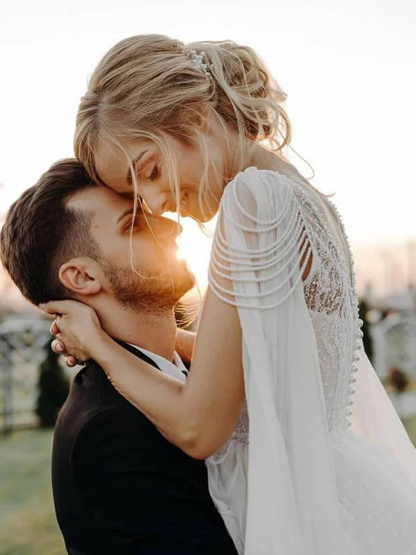 Luolandi Exquisite Tulle Wedding Dresses Long A-line Bridal Gowns With Pearls Charming Bridal Gown