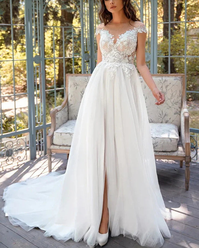 Luolandi A-Line Illusion Neck Lace Tulle Wedding Dresses With Appliques Lace And Slit Elegant