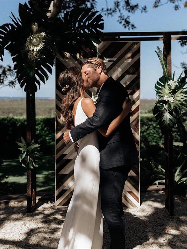 Luolandi Simple Spaghetti Straps Satin Sheath Wedding Dresses With Sweep Train Solid Color Bridal Gown