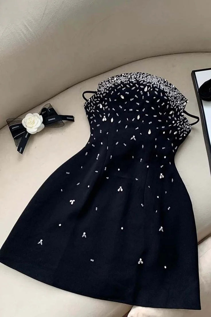Luolandi Charming Black Strapless A-Line Beading Short Homecoming Dress Off Shoulder Party Dress