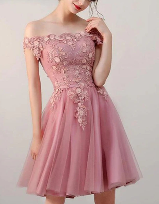 Luolandi A Line Off Shoulder Homecoming Dress Short Party Dress with Appliques Beautiful Graduation Dress