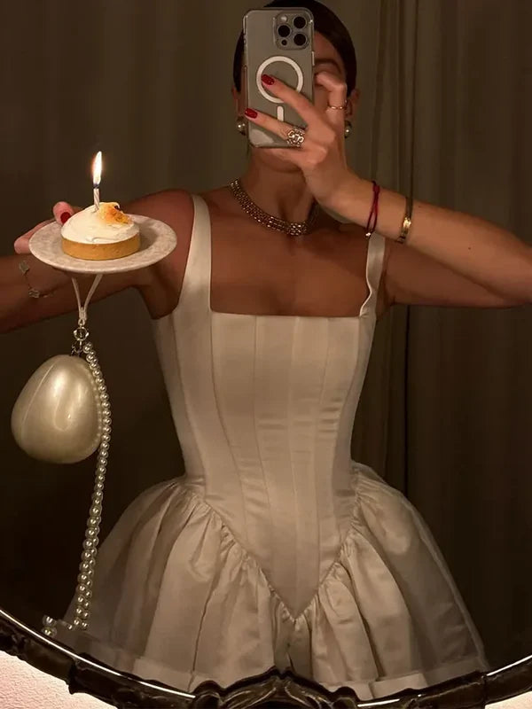 Luolandi Cute A Line Straps Satin Short Prom Dress Charming Homecoming Dress Lovely Graduation Dress Sweetheart Birthday Party Dress