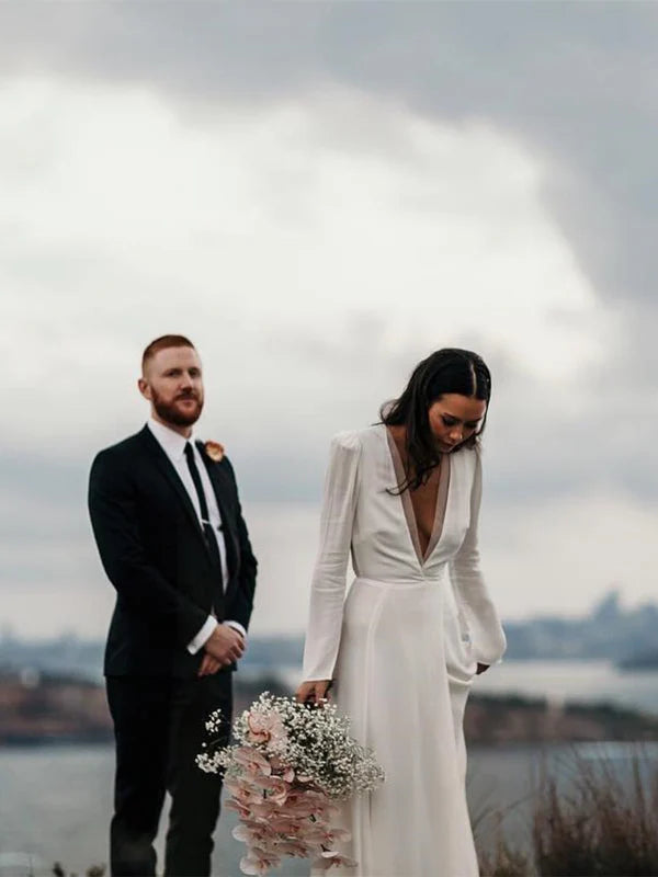 Luolandi Stunning Chiffon A-line Wedding Dresses V-neck Long Bridal Gowns Formal Dress With Slit Sexy