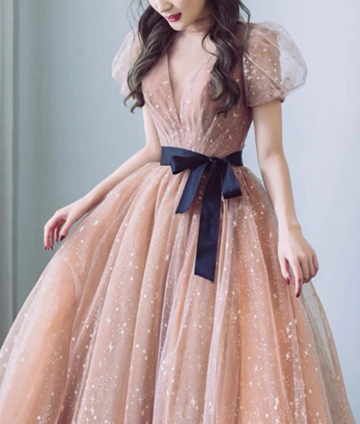 Luolandi Cute Tulle Long Prom Dress A-Line Short Sleeve Evening Party Dress V-neck